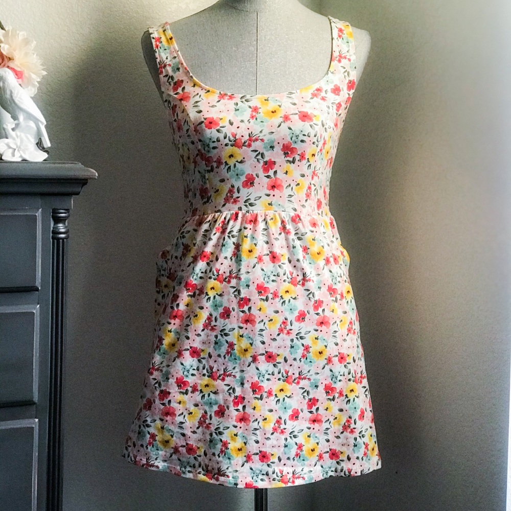 Women’s Small Forever 21 Floral Knit Dress